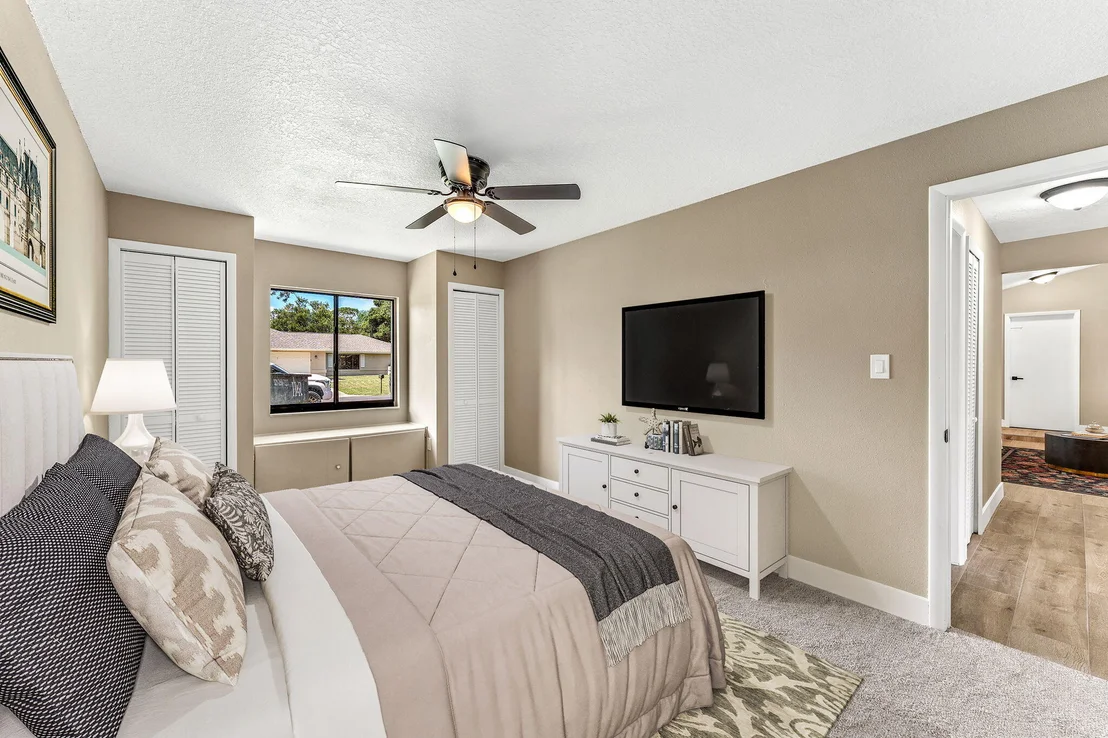 Photo of 4695 Robert Street
