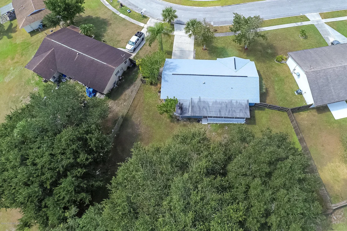 Photo of 1111 Cotton Road NE