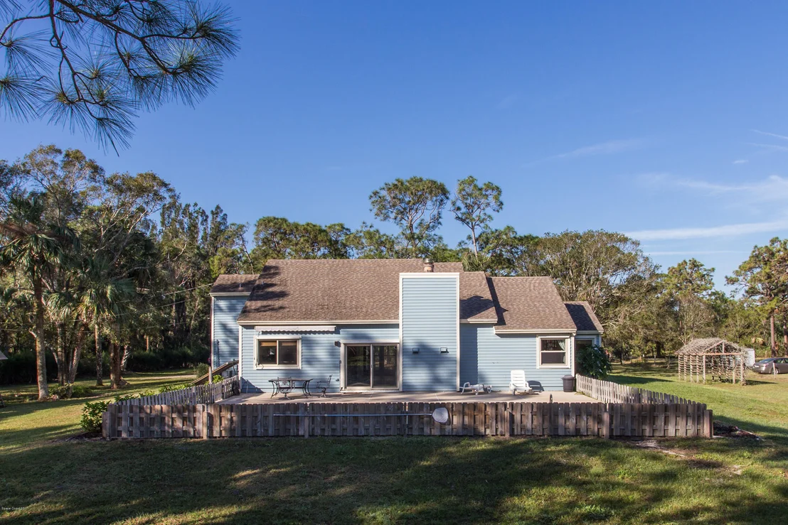 Photo of 2055 Eva Lane