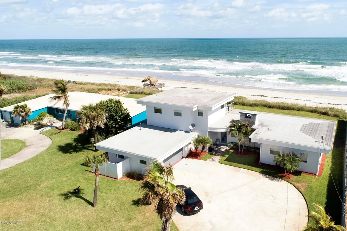 Photo of 1945 N Highway A1a N