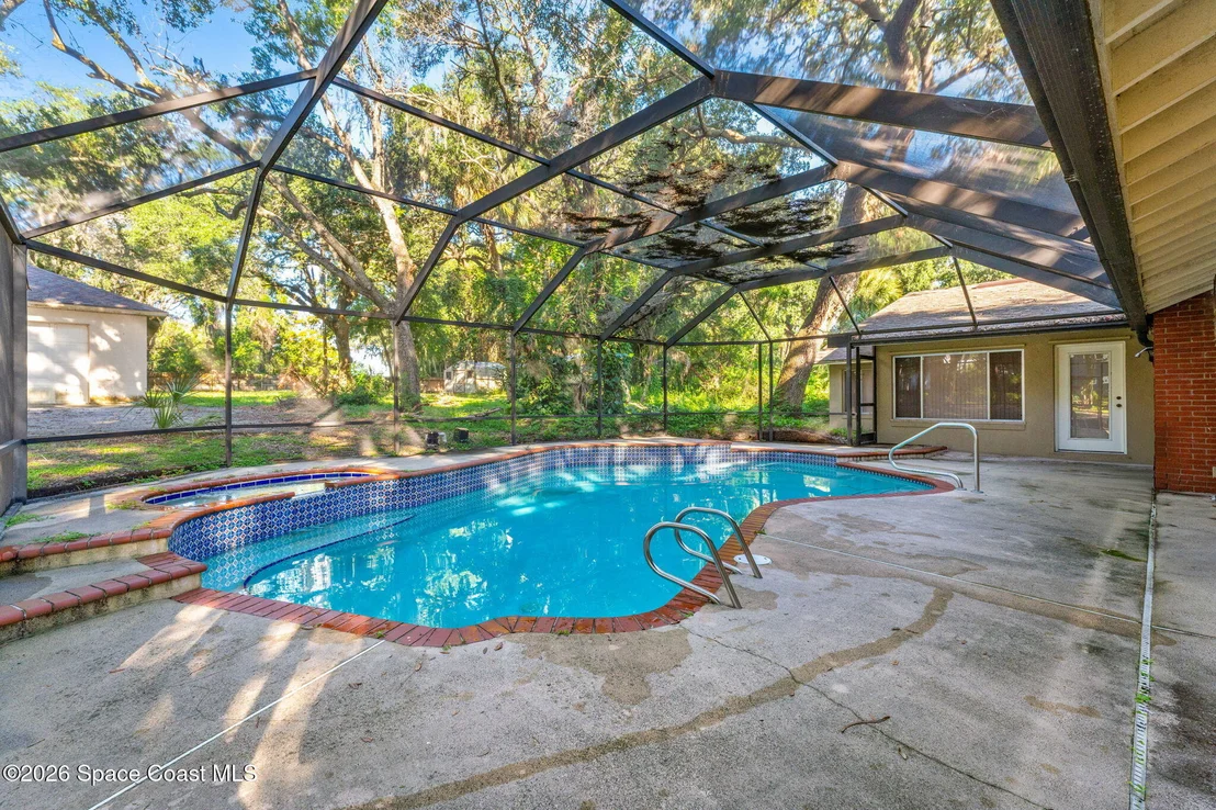 Photo of 925 N Indian River Drive