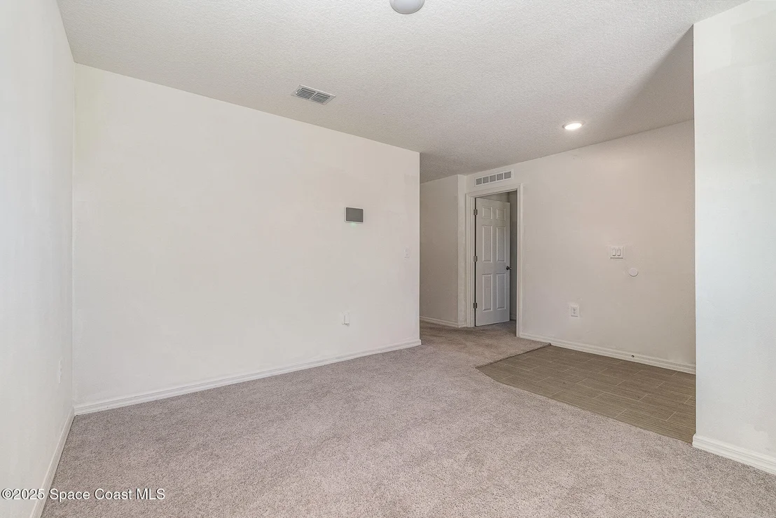 Photo of 2359 Fallkirk Avenue