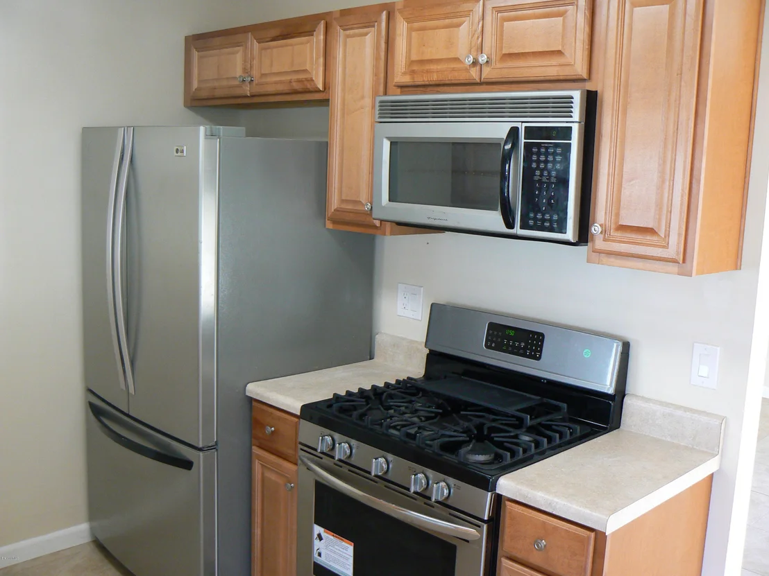 Photo of 545 Chantilly Drive