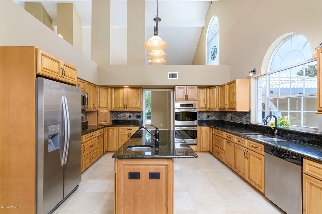 Photo of 454 Lanternback Island Drive