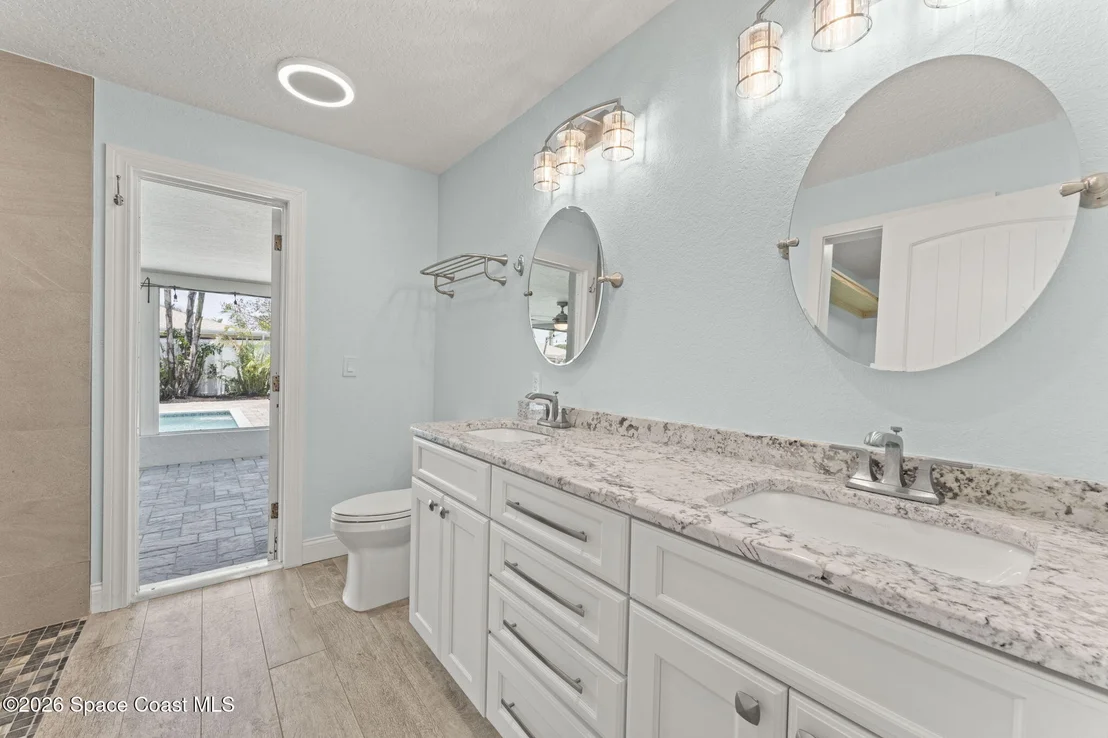 Photo of 398 Grant Avenue