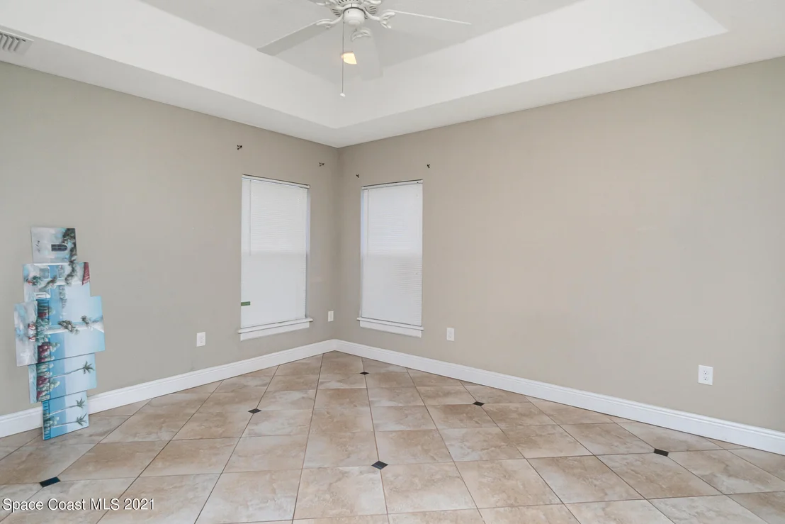 Photo of 2246 Warwick Road