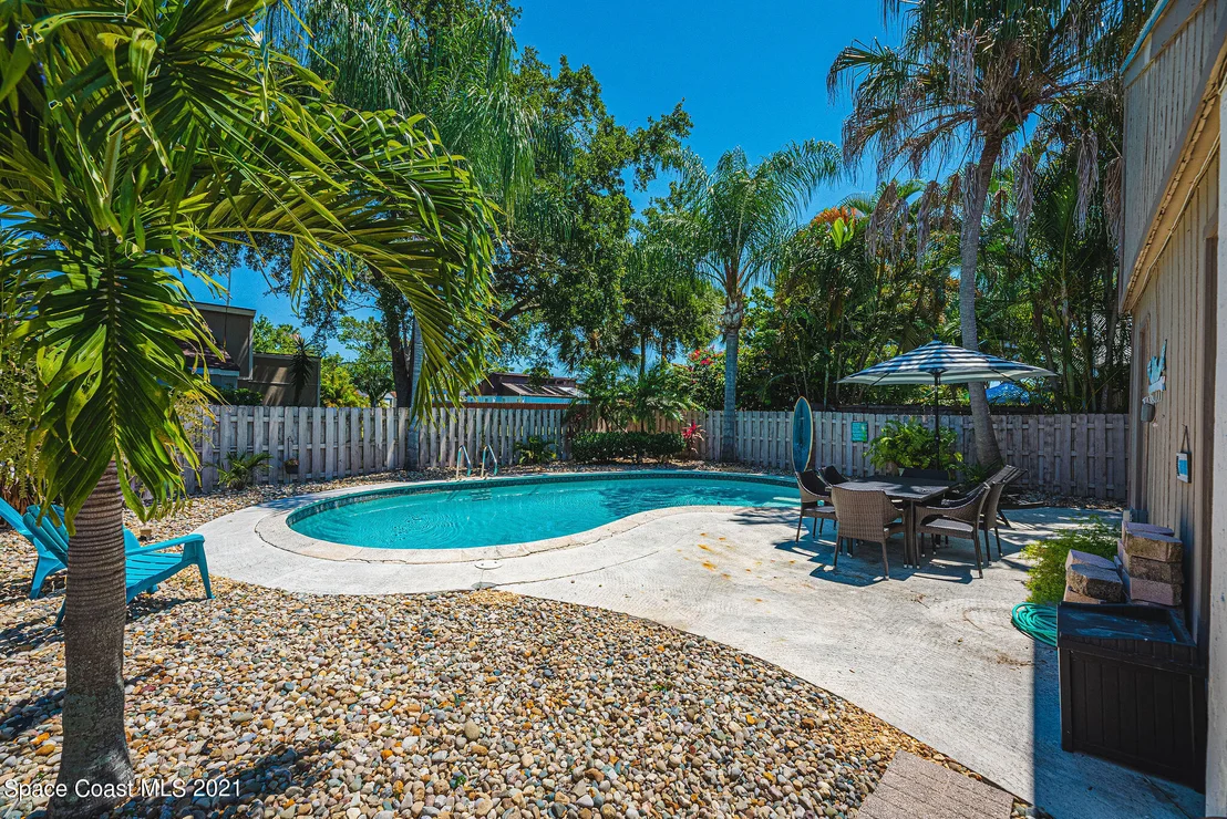 Photo of 460 Willow Tree Drive
