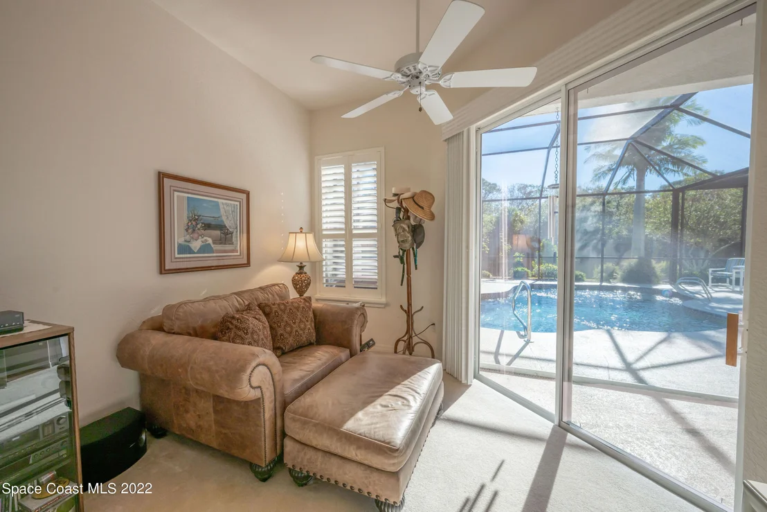 Photo of 697 Carriage Hill Road