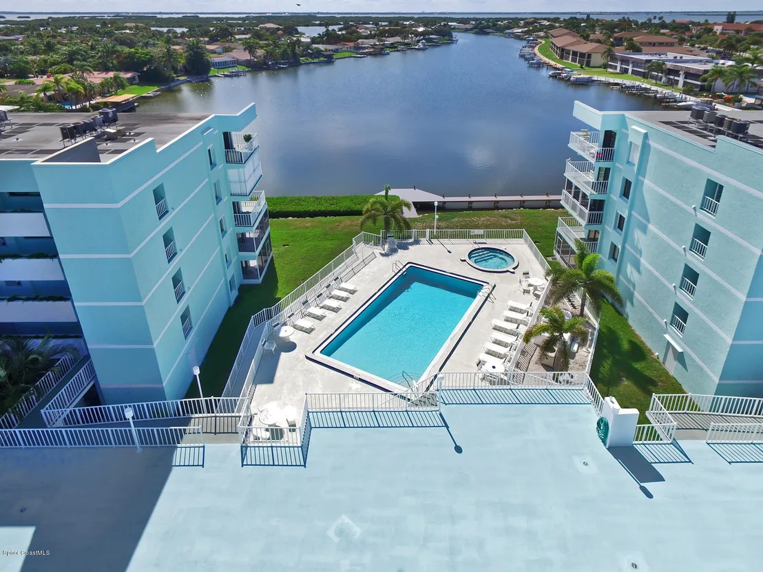Photo of Unit 1205 at 1700 Commodore Boulevard