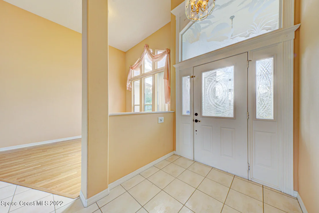 Photo of 1004 Fieldstone Drive