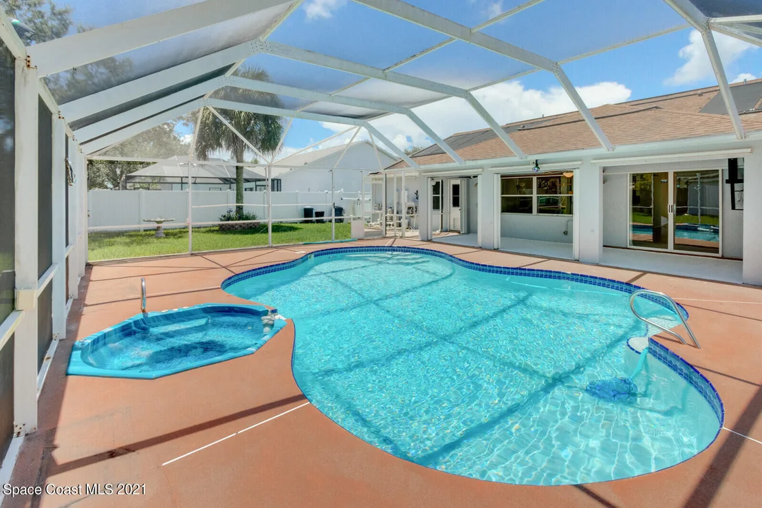 Photo of 3343 Meadowridge Drive