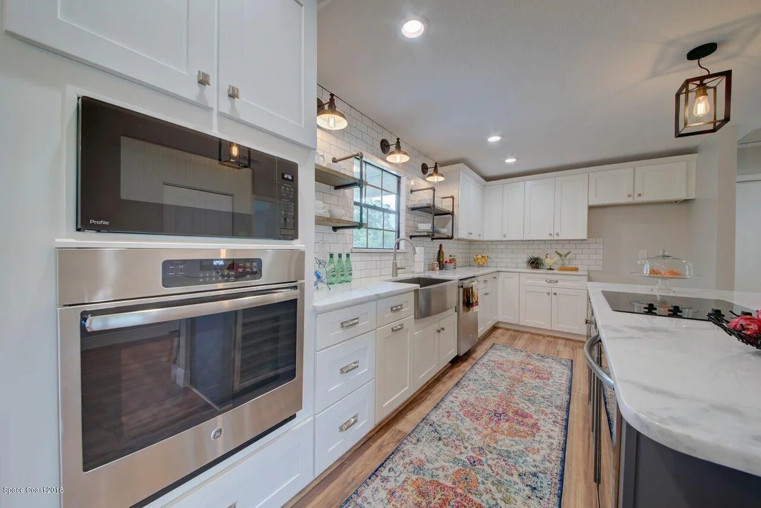 Photo of 2665 Lakehill Road
