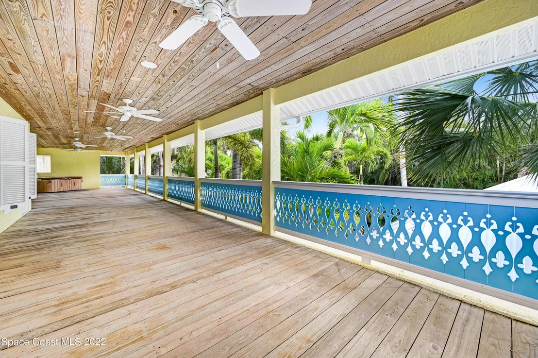 Photo of 155 Bayshore Drive
