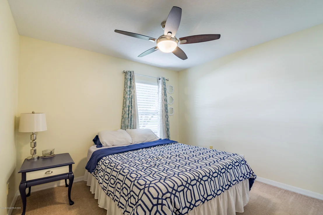Photo of 217 Oak Lake Road