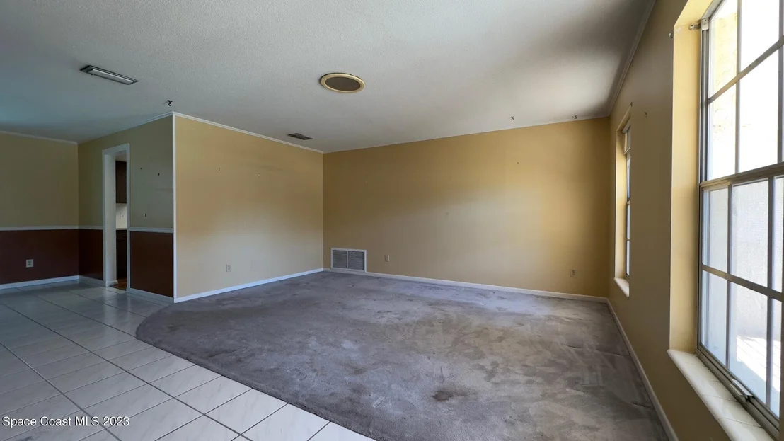 Photo of 1036 Fairway Lane