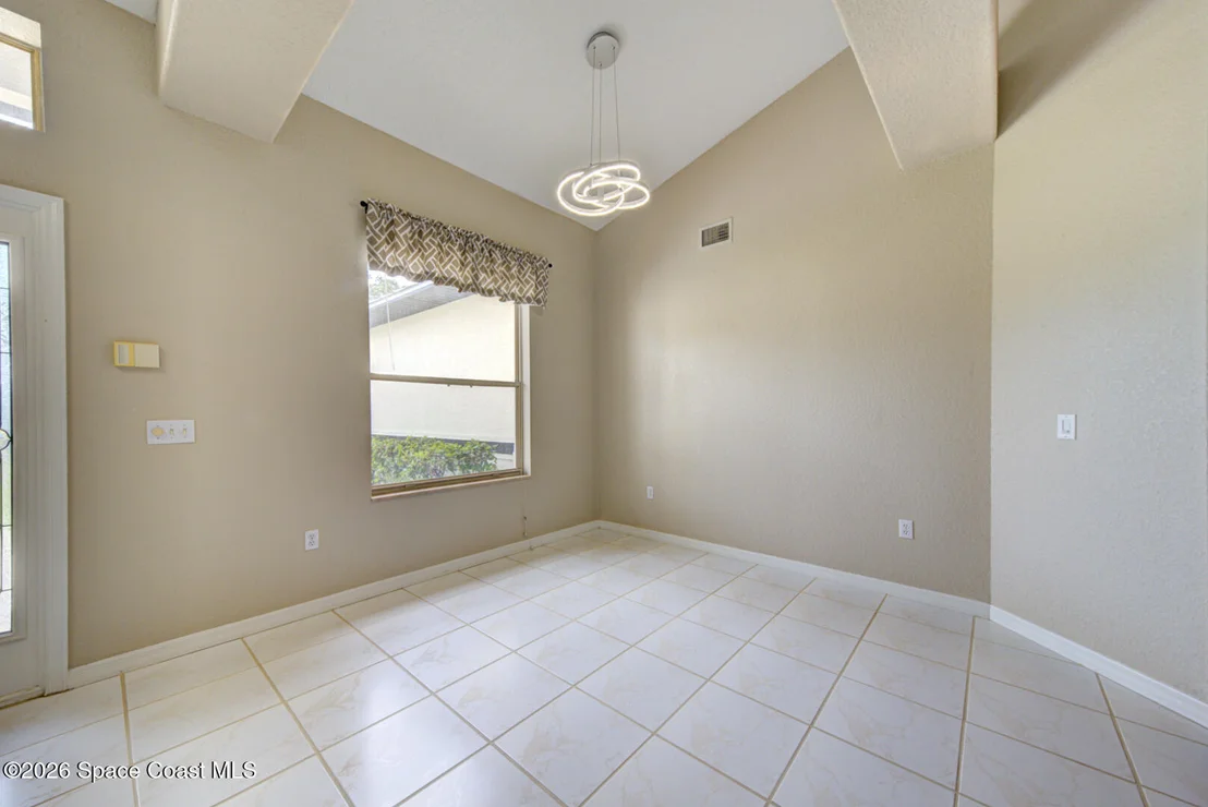 Photo of 4991 Falcon Boulevard