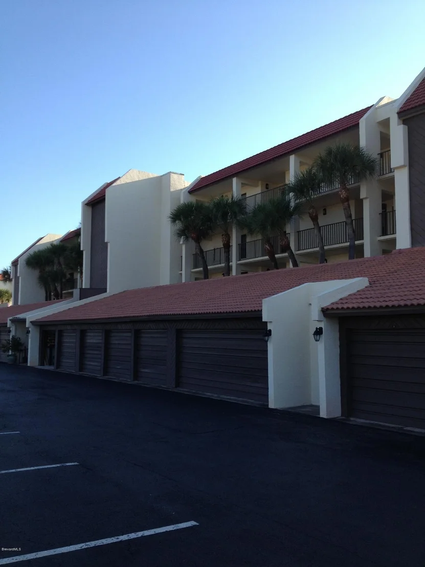 Photo of Unit 411 at 175 Highway A1a