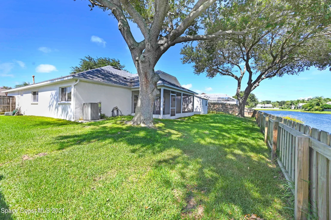 Photo of 1017 Pelican Lane