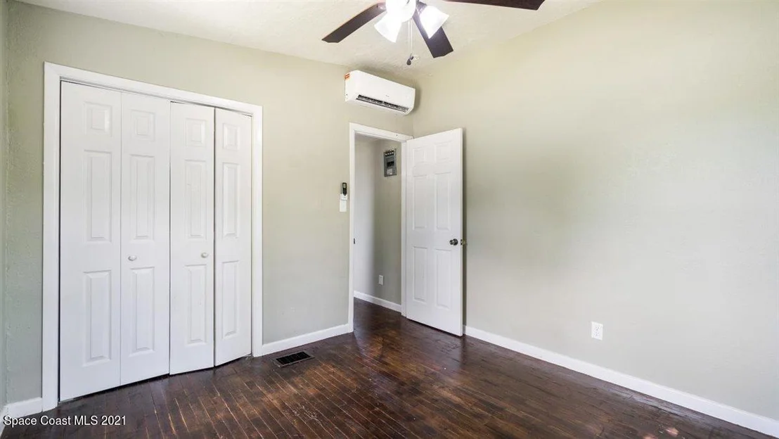 Photo of 7535 Sheridan Road