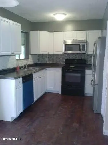 Photo of 730 NE Badger Drive