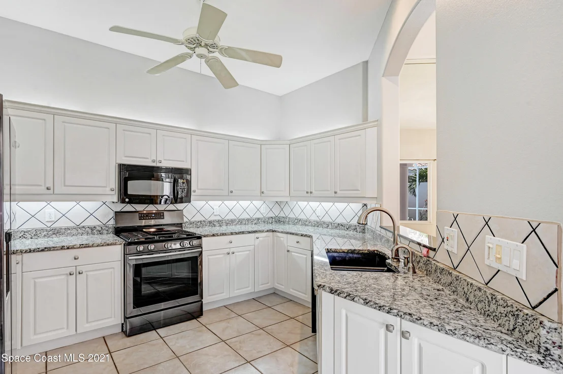 Photo of 425 Carmel Drive