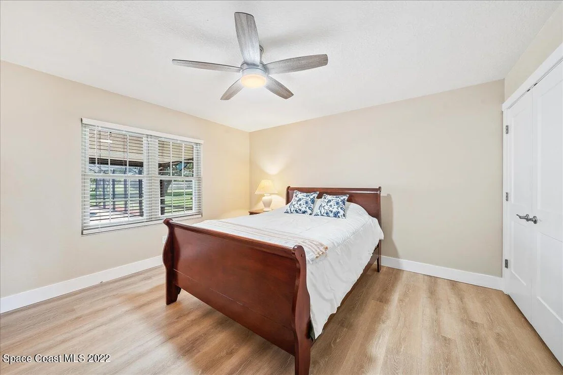 Photo of 2180 Bridle Path