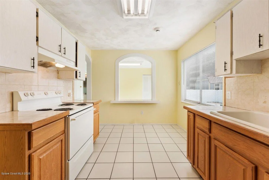 Photo of 1598 Creel Road NE