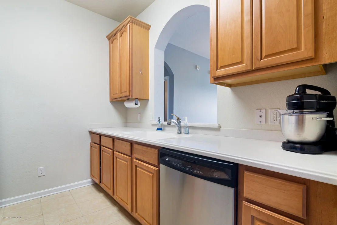 Photo of Unit 310 at 1576 Peregrine Circle