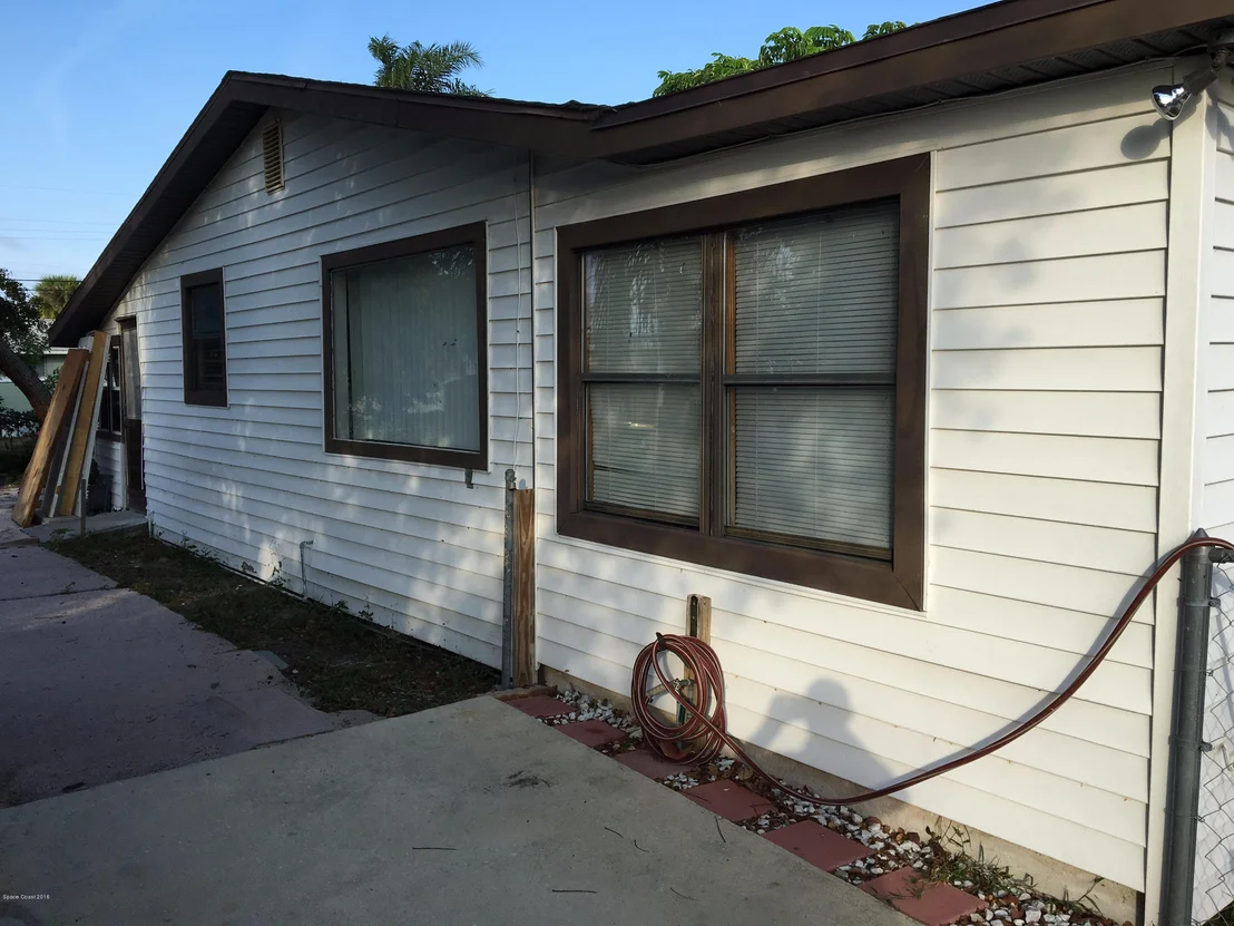 Photo of 1540 Mac Arthur Lane