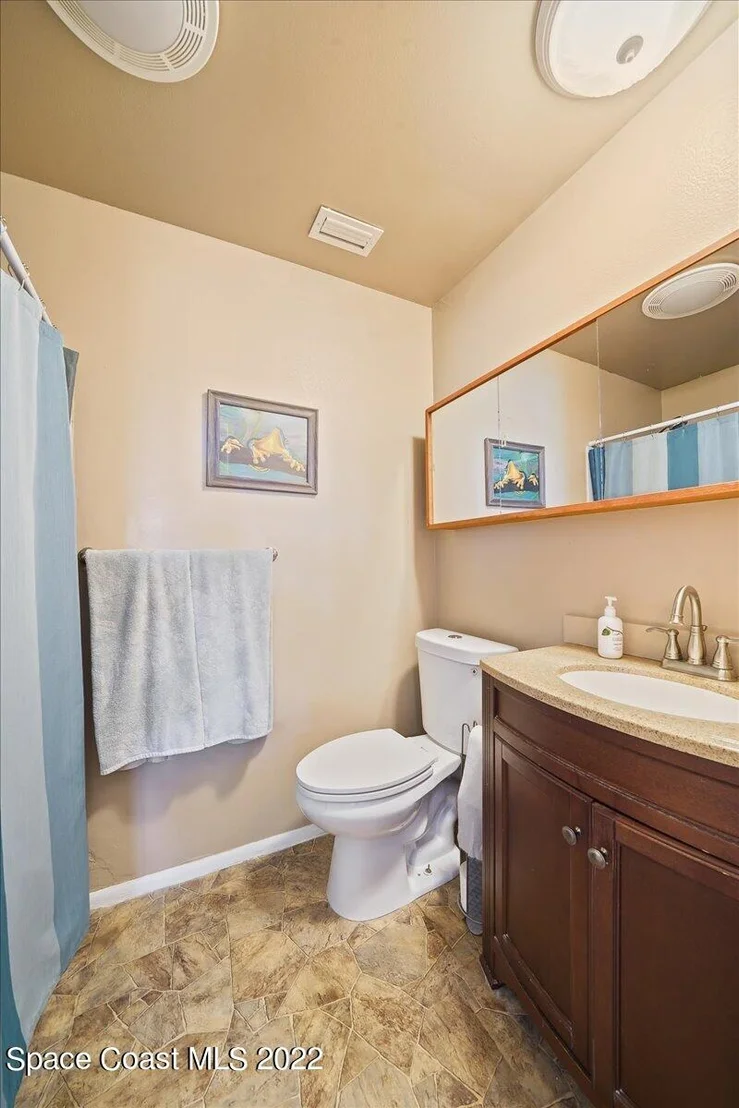 Photo of 237 Saldon Lane