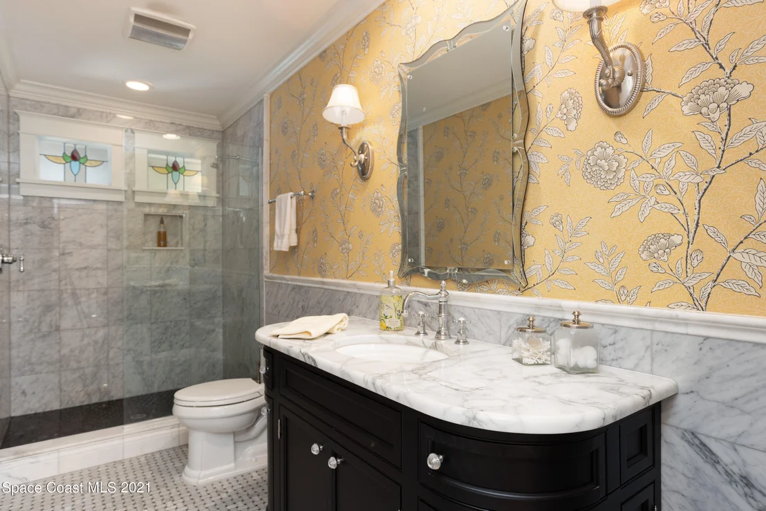 Photo of 857 Indian River Drive