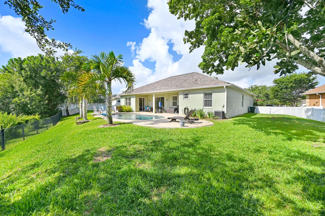 Photo of 274 Pebble Hill Way