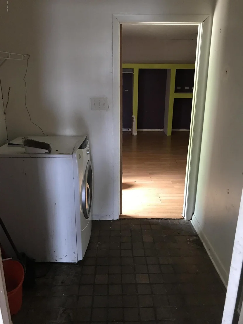 Photo of 1419 Floyd Drive