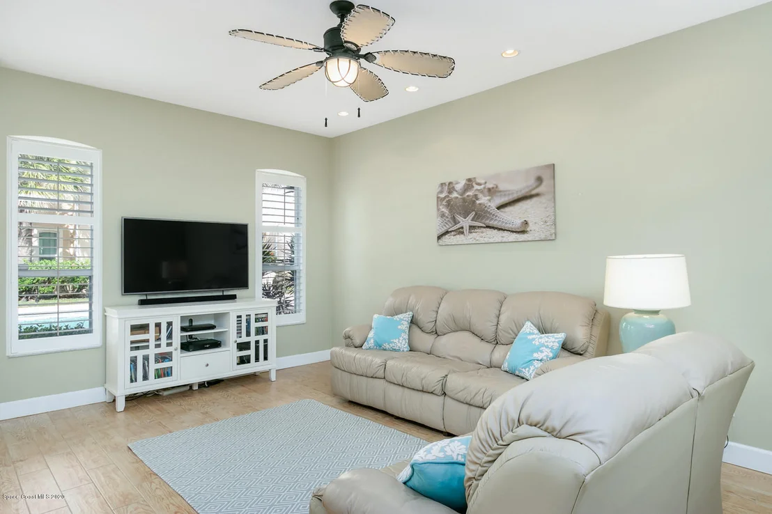 Photo of Unit B at 100 Ormond Drive