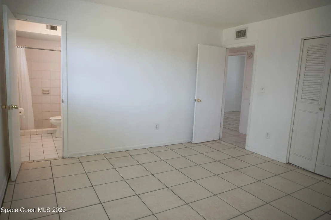 Photo of 748 Angle Street NE