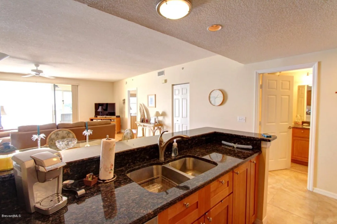 Photo of Unit 404 at 104 Riverside Drive