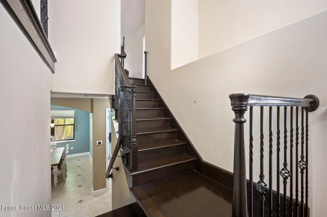 Photo of 329 Montecito Drive