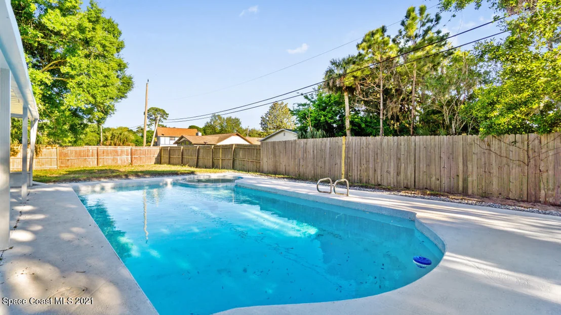 Photo of 1119 Manatee Drive