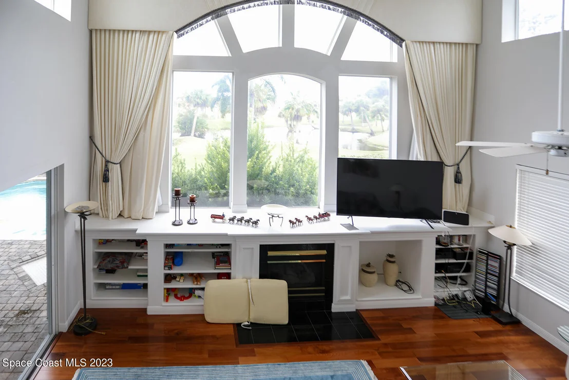 Photo of 923 Derby Lane