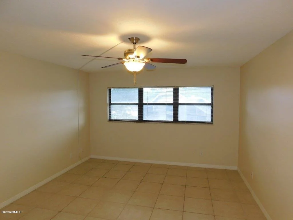 Photo of Unit 1128 at 325 Tangle Run Boulevard