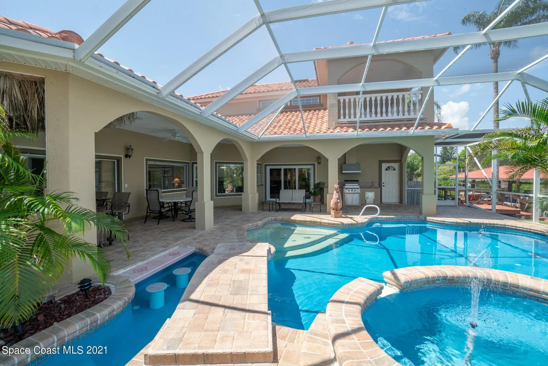Photo of 502 Topsail Drive