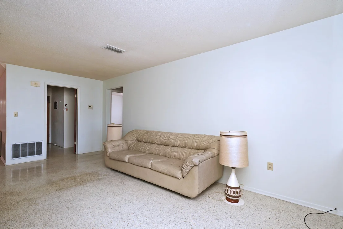 Photo of 4891 Fairview Drive