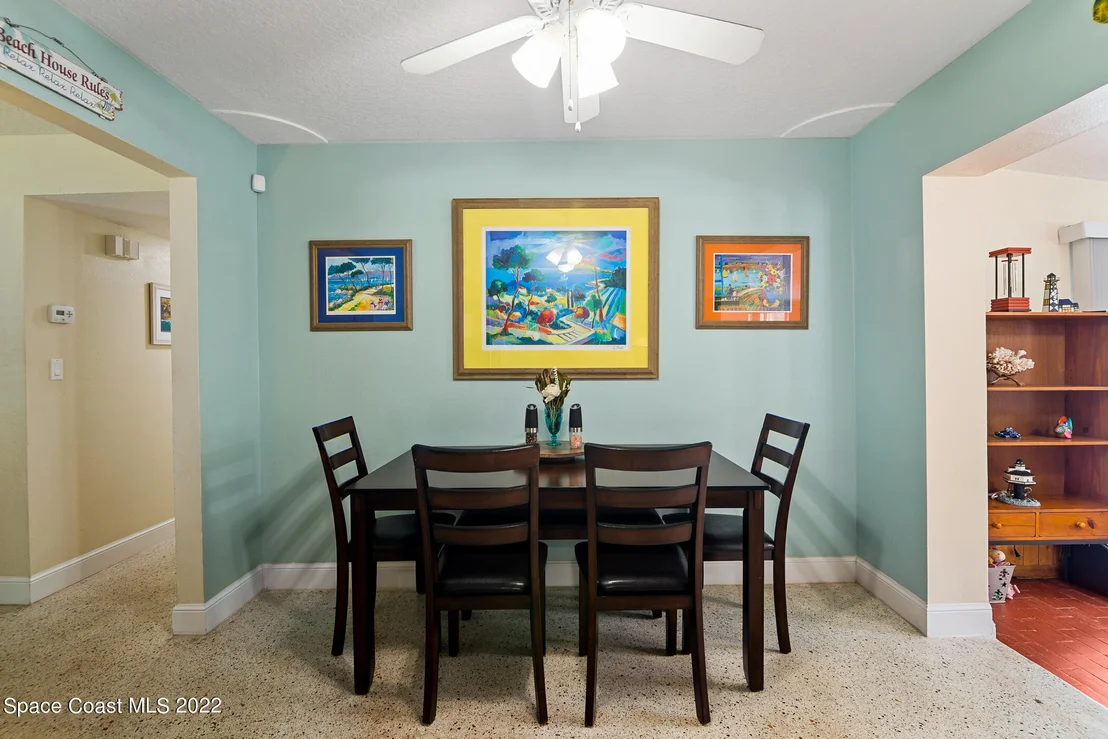 Photo of 1719 Shady Lane