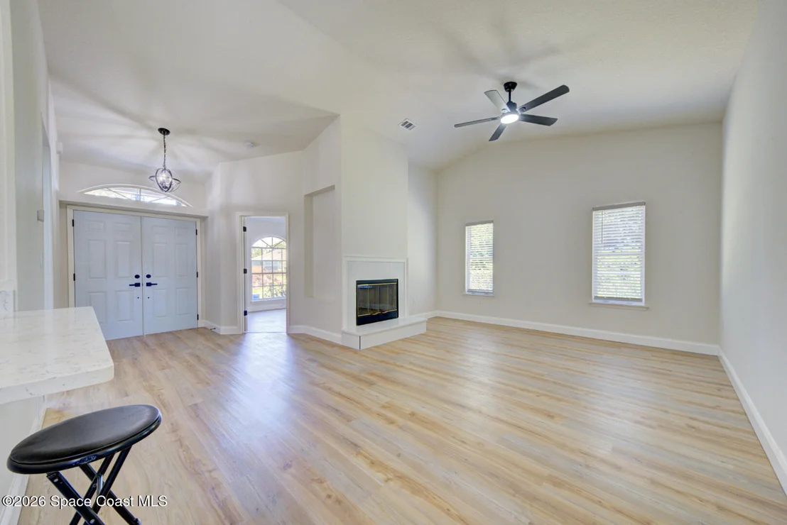 Photo of 6215 Grissom Parkway