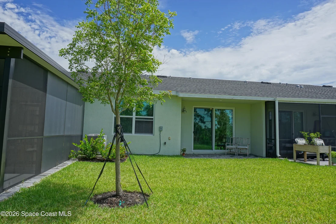 Photo of 1916 Cerulean Drive NW