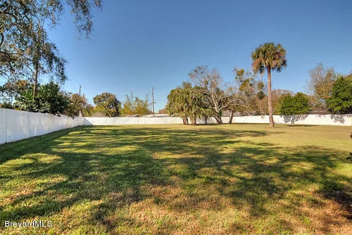 Photo of 3107 N Indian River Drive