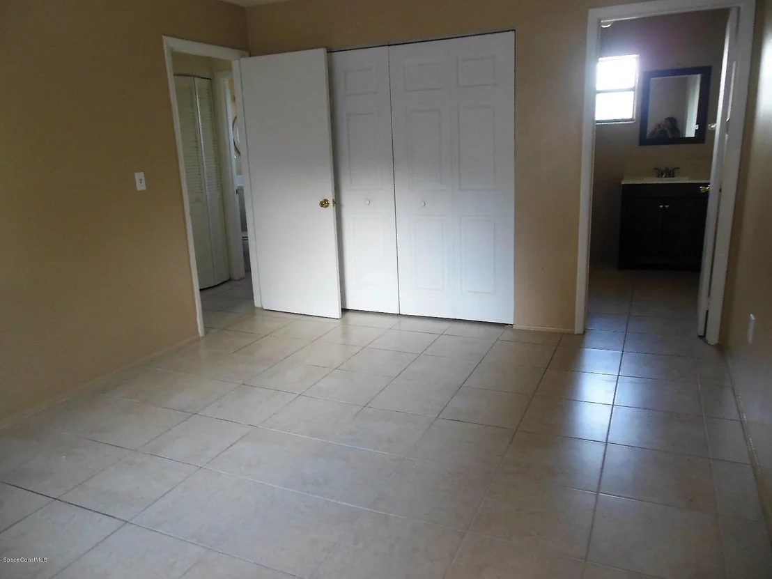 Photo of 2232 Flower Tree Circle