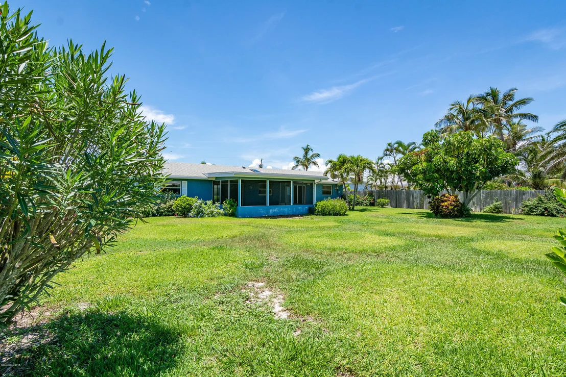 Photo of 210 4th Avenue