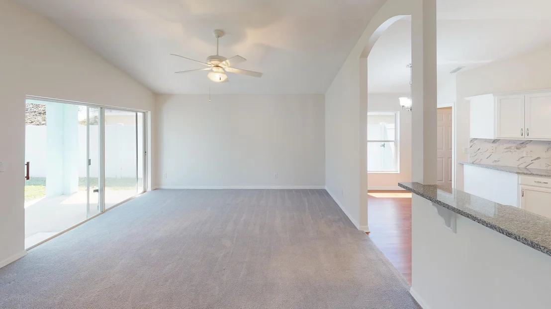 Photo of 891 Shaw Circle