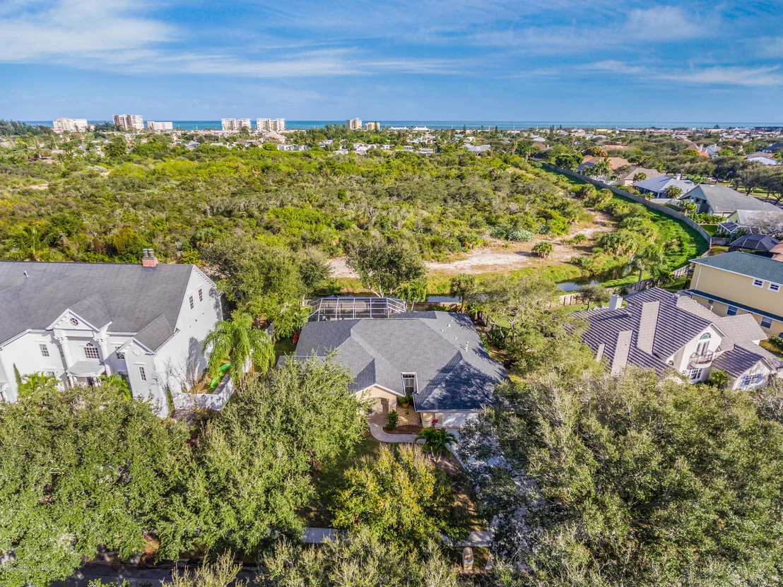 Photo of 702 Sanderling Drive
